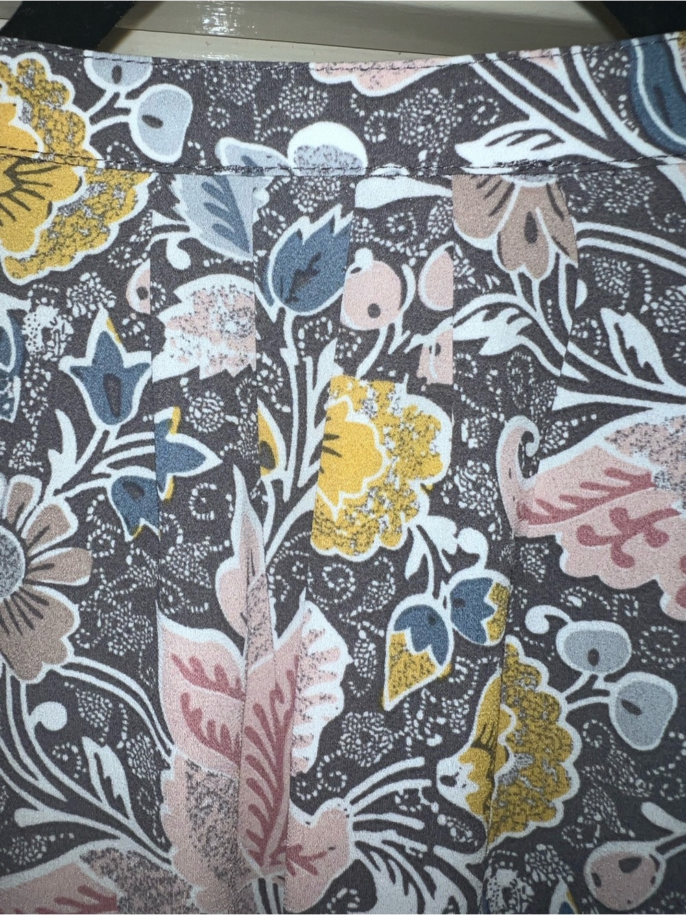 🍂 NWOT Philosophy Boutique Floral Boho Blouse | Soft Romantic Print Top Sz M 🍂 - Picture 7 of 8